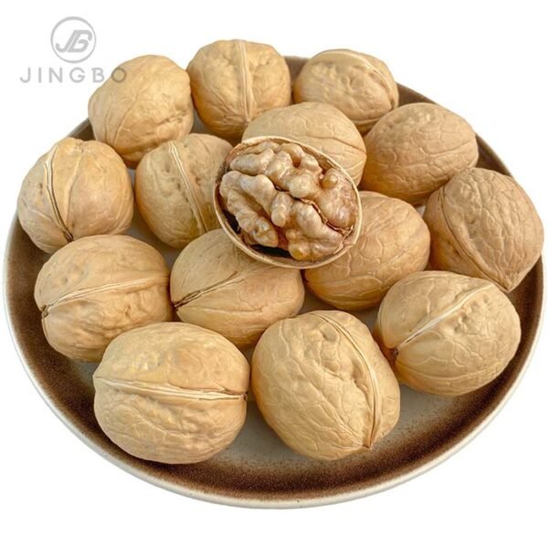 Nueces con Cáscaras